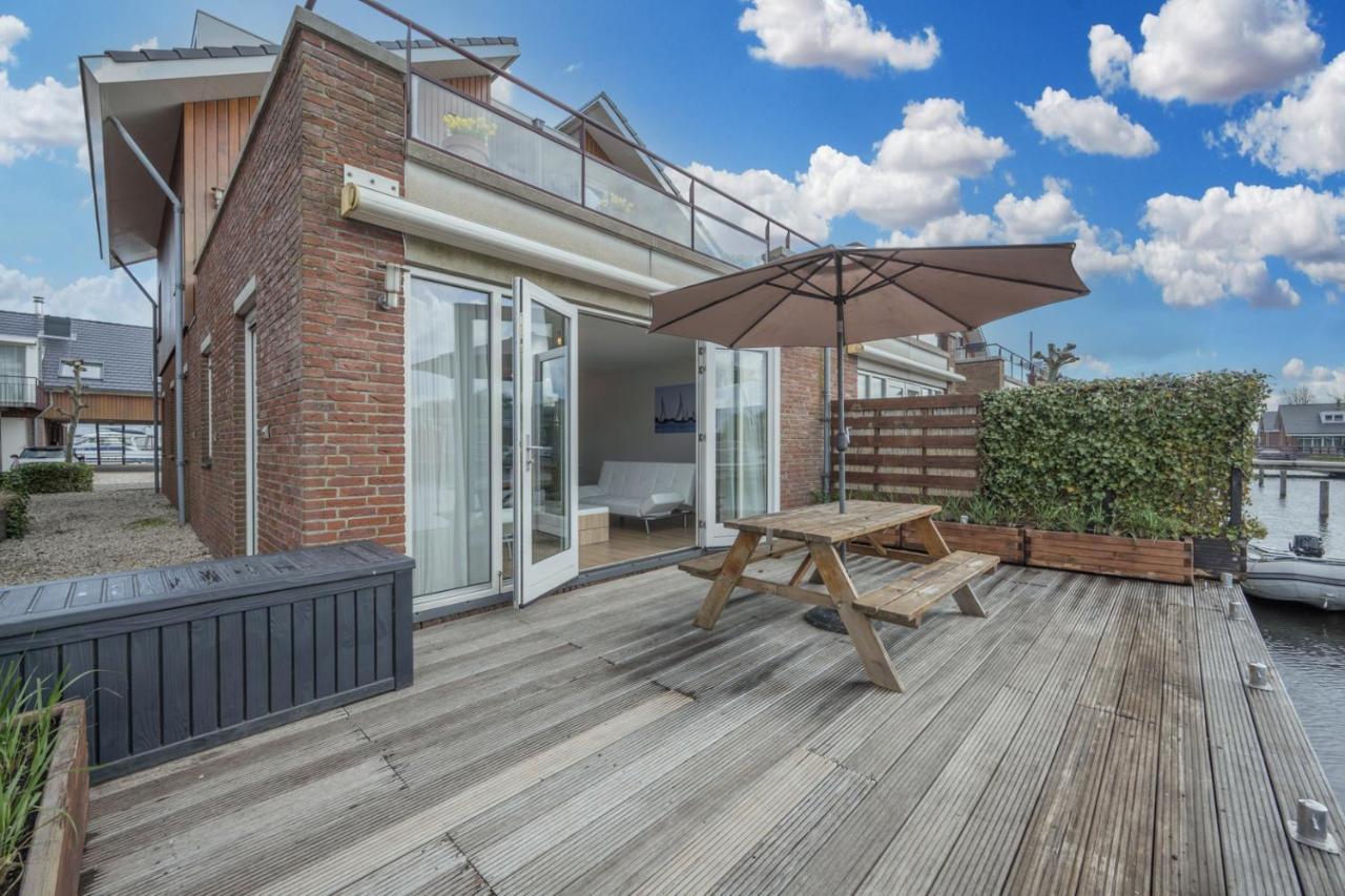 Villa Meerzicht 70 - Vakantiehuis Aan Het Water! Uitgeest Exterior foto